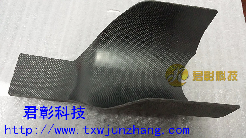 �ߏ���̼�w�S�t���^��